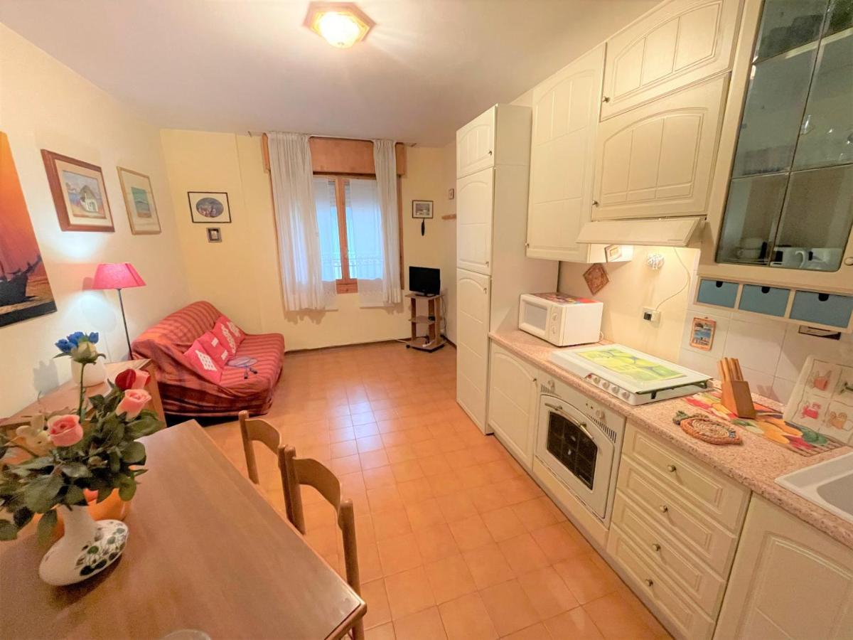 Condominio Miriam ビビオーネ エクステリア 写真